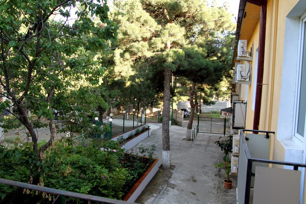 Leader Inn Tbilisi Exterior photo